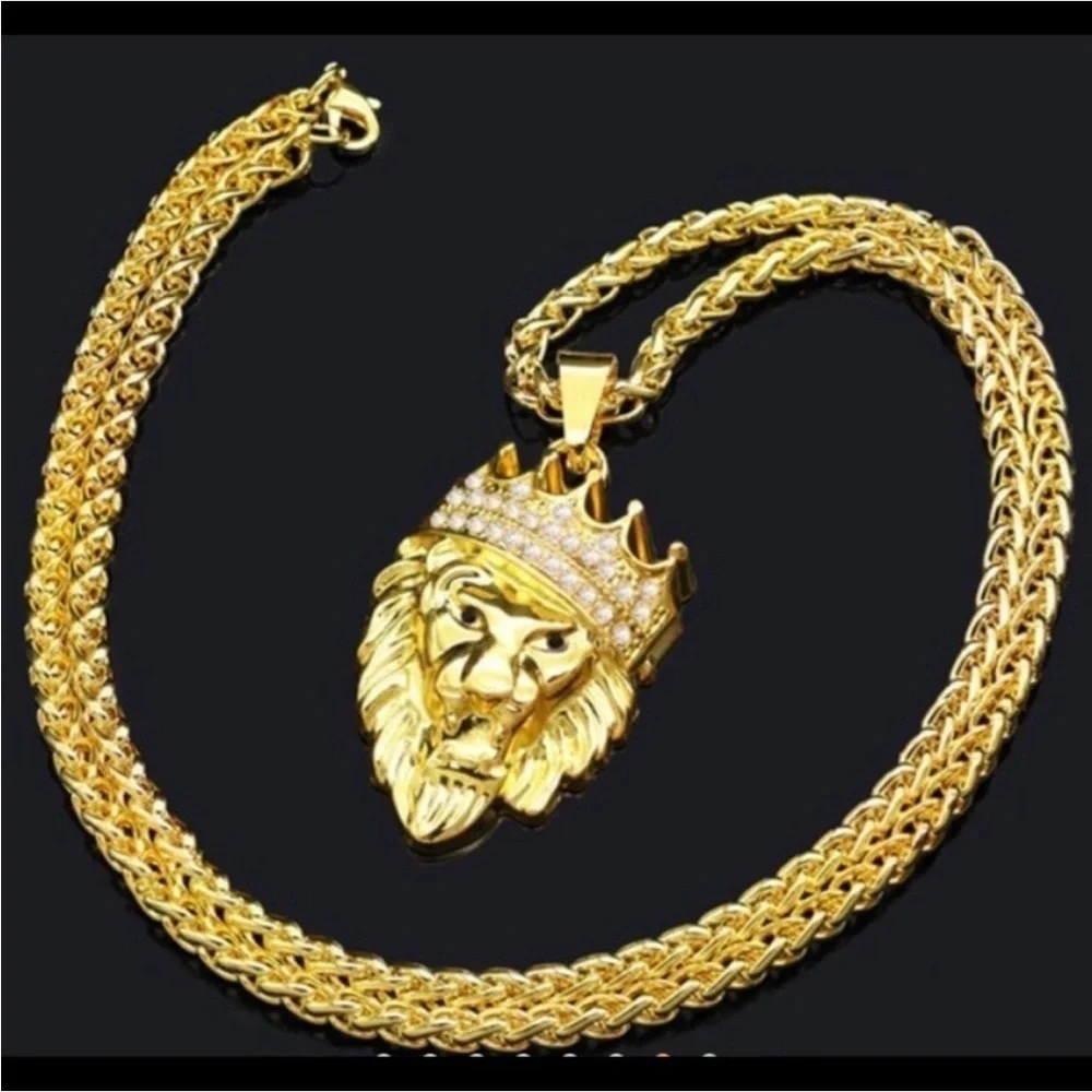 Gold Plated Lion Head Pendant Necklace